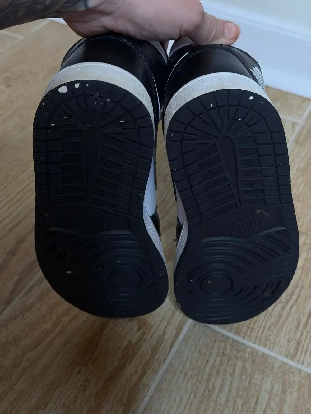 Nike Women's Air Jordan 1 Mid Panda Black/White DV0991-101 Size 8.5